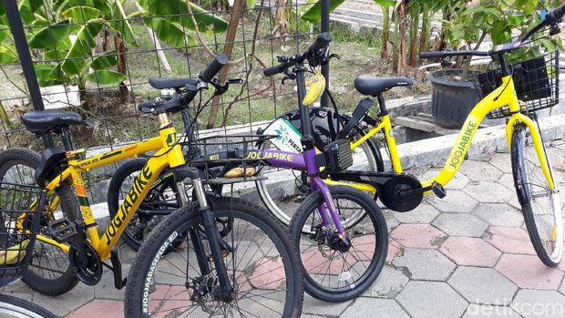 Wisata dengan Bersepeda Keliling Yogya
