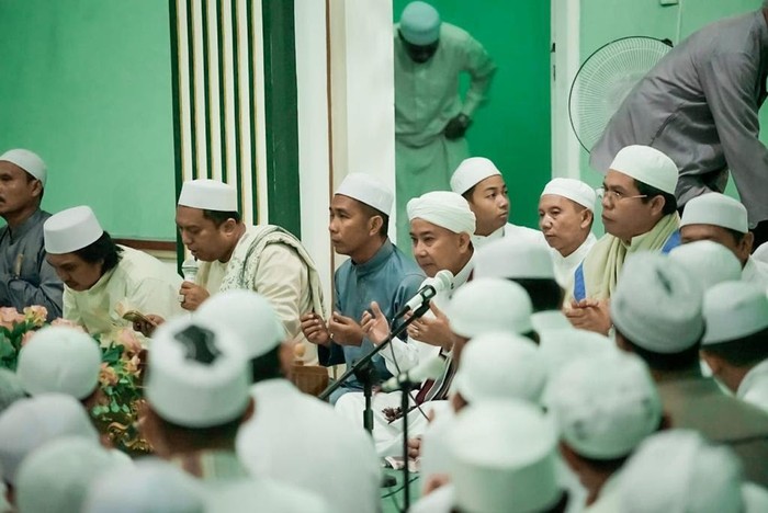 Yayasan Haji Maming 69 bekerja sama dengan UIN Pangeran Antasari Banjarmasin dalam program 1.000 Beasiswa Doktor untuk pemuda Kalimantan Selatan.