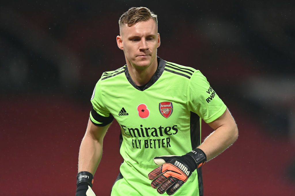 MANCHESTER, ENGLAND - NOVEMBER 01: Bernd Leno of Arsenal looks on where a commemorative poppy can be seen on his shirt to mark Armistice Day during the Premier League match between Manchester United and Arsenal at Old Trafford on November 01, 2020 in Manchester, England. Sporting stadiums around the UK remain under strict restrictions due to the Coronavirus Pandemic as Government social distancing laws prohibit fans inside venues resulting in games being played behind closed doors. (Photo by Shaun Botterill/Getty Images)