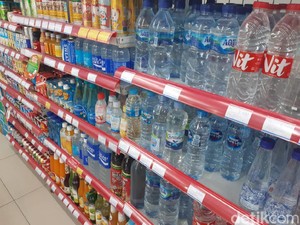 Sederet Produk Prancis yang Masih Mejeng di Rak Minimarket