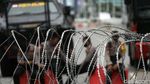 Akses Menuju Kedubes Prancis Ditutup Kawat Berduri