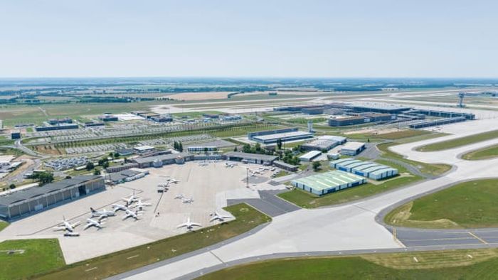 Bandara Brandenburg Berlin