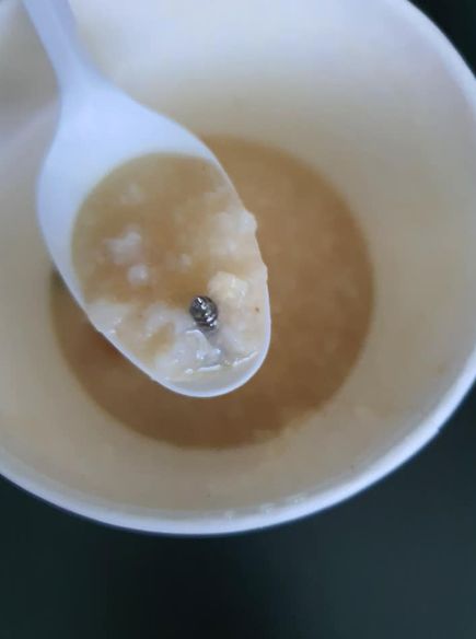 Temuan Baut di Bubur KFC