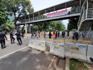 Begini Rekayasa Lalin Saat Demo di Istana dan Kedubes Prancis