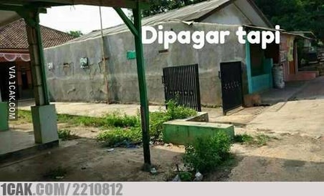 Hampir sama kayak yang tadi nih. Yang dipagar cuma sebelah doang. Ada yang rumahnya begini juga? Foto: 1cak.com