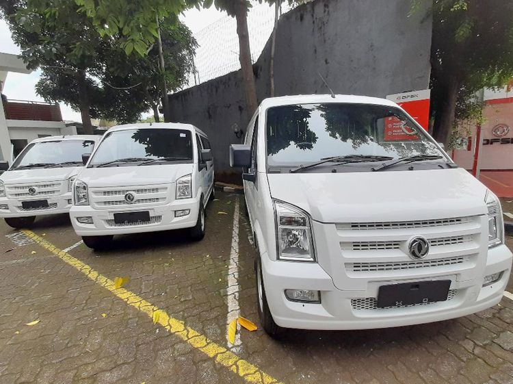 DFSK Resmi Kenalkan Gelora Minibus