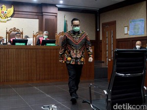 6 Hal Mengejutkan Terungkap saat 2 Jenderal Duduk di Kursi Pesakitan