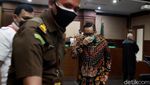 Didakwa Terima Suap Rp 2,1 M, Brigjen Prasetijo Salam Jempol