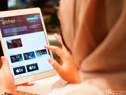 Unboxing iPad 8th Gen, Tablet Murah Apple Berdesain Klasik