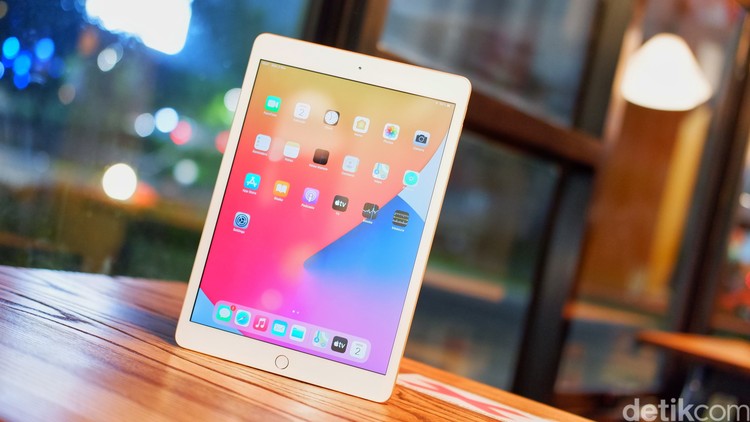 iPad 8