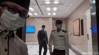 Karena khusus karantina, penjagaan hotel pun ketat. (Istimewa)