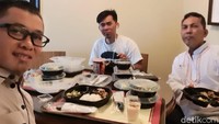 Semua makanan akan diantar ke kamar masing-masing. (Istimewa)
