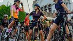 Luna Maya yang Seru-seruan di Jawa Tengah