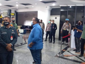 KSPI-KSPSI Antarkan Surat Buruh Menggugat Omnibus Law ke MK