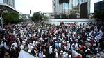 Foto: Massa Tumpah Ruah Geruduk Kedubes Prancis di Aksi Bela Nabi