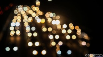 Arus Balik Lebaran, Sejumlah Titik Tol Arah Jakarta Padat Malam Ini