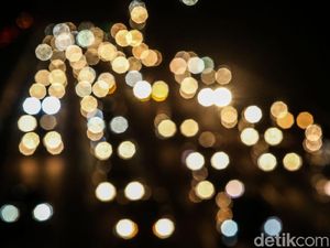 Arus Balik Lebaran, Sejumlah Titik Tol Arah Jakarta Padat Malam Ini