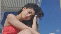 Mina El Hammani memerankan Nadia Shana di serial Elite sebanyak empat musim yang tayang di Netflix. (Foto: dok. Instagram @minaelhammani) 