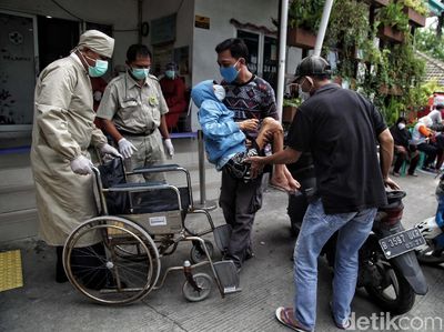 Potret Perjuangan Pelayan Kesehatan di Tingkat Kecamatan