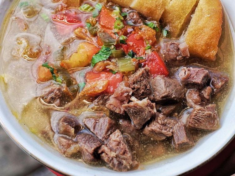 20 Soto Mie Gurih Mantap Ada di Sini