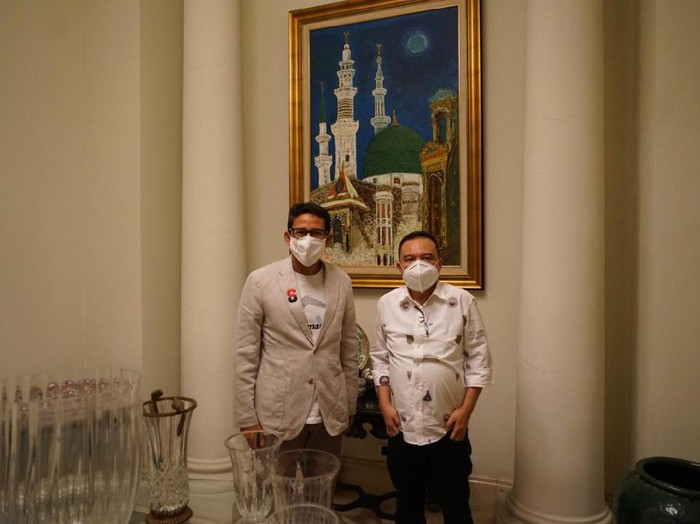 Elite Gerindra Sufmi Dasco Ahmad bertemu Sandiaga Uno (kiri) yang diisukan menjadi caketum PPP.