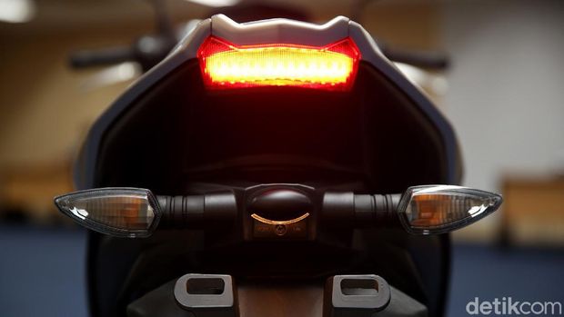 Yamaha Aerox 155 Connected