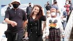Dikabarkan Putus, Ayu Ting Ting Keep Smile!