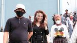 Dikabarkan Putus, Ayu Ting Ting Keep Smile!