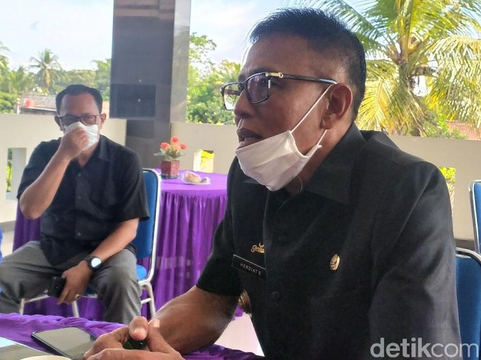 Bupati Ciamis Herdiat Sunarya