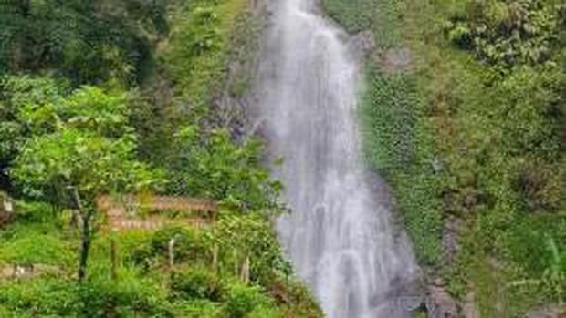 Curug Cibareubeuy