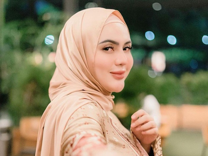 Venna Melinda berhijab Venna Melinda berhijab