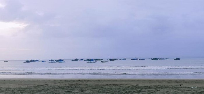Eksotisnya Pesisir Barat Pantai Pangandaran