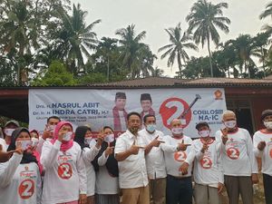 Dikunjungi Cawagub Indra Catri, Begini Respons Warga Desa Palak Aneh