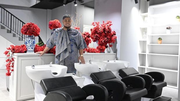 Ivan Gunawan buka salon
