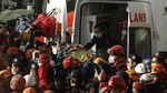 Momen Haru Evakuasi Bocah yang Terjebak 4 Hari Usai Gempa Turki