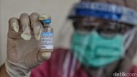 Vaksin rabies yang digunakan adalah Nobivac Rabies dari Prancis.