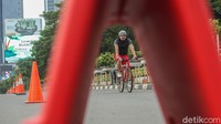 Menurut Nana, begal pesepeda ini menjadi fenomena baru kriminalitas di Jakarta. Hal itu imbas maraknya warga yang kini gemar berolahraga dengan bersepeda.