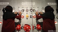 Total karya yang dipajang sebanyak 360 buah masker.