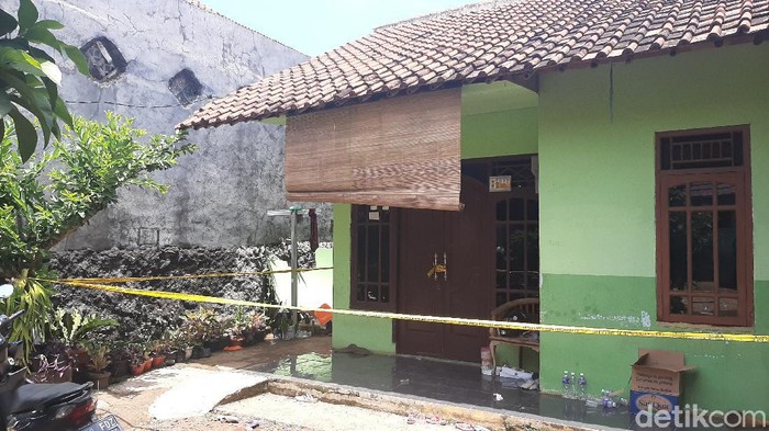 Rumah Bunda Maya dan Penampakan Sumur