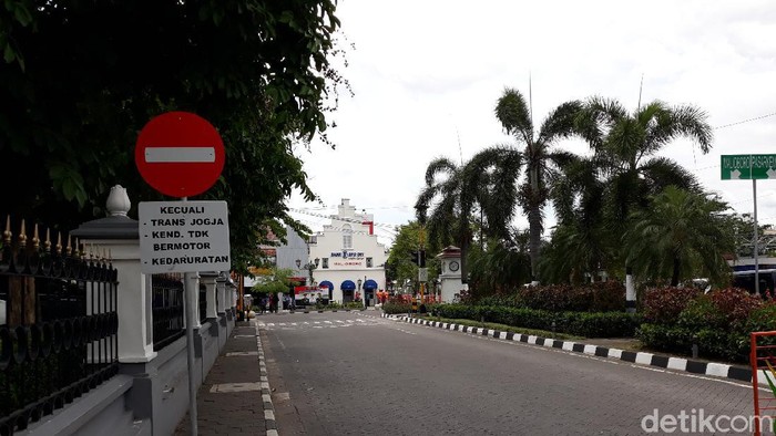 Suasana Malioboro yang mulai hari ini melakukan uji coba bebas kendaraan bermotor, Selasa (3/11/2020).