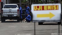 Uji emisi di Kantor Dinas Lingkungan Hidup DKI Jakarta ini tidak berbayar alias gratis. 