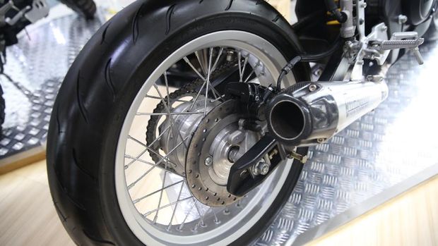 Yamaha XSR155 modifikasi Studio Motor dengan konsep Cafe Racer