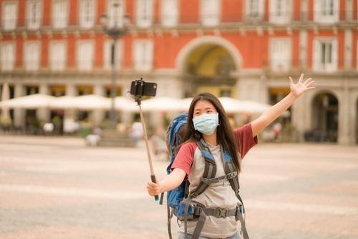 adv traveloka