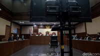 Sistem sidang elektronik tersebut dilakukan untuk mengantisipasi penyebaran virus COVID-19.