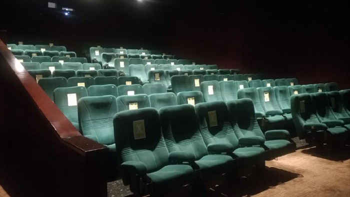 Bioskop di Cirebon akan kembali buka mulai besok.
