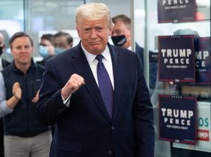 Minta Warga untuk Vote, Donald Trump Unggah Video Sedang Joget