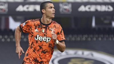 Cristiano Ronaldo dan Para Si Tua-tua Keladi