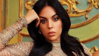8 Potret Cantik Kekasih Cristiano Ronaldo Jadi Model Majalah Arab