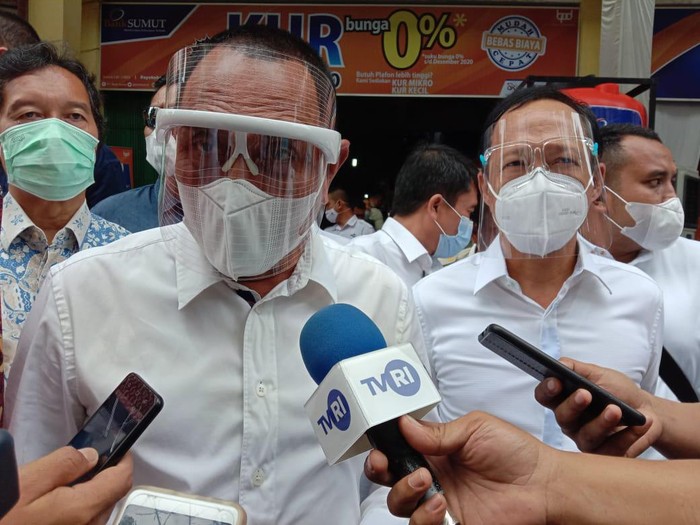 Gubsu Edy Rahmayadi di Pasar Sentral Medan (Ahmad Arfah-detikcom)