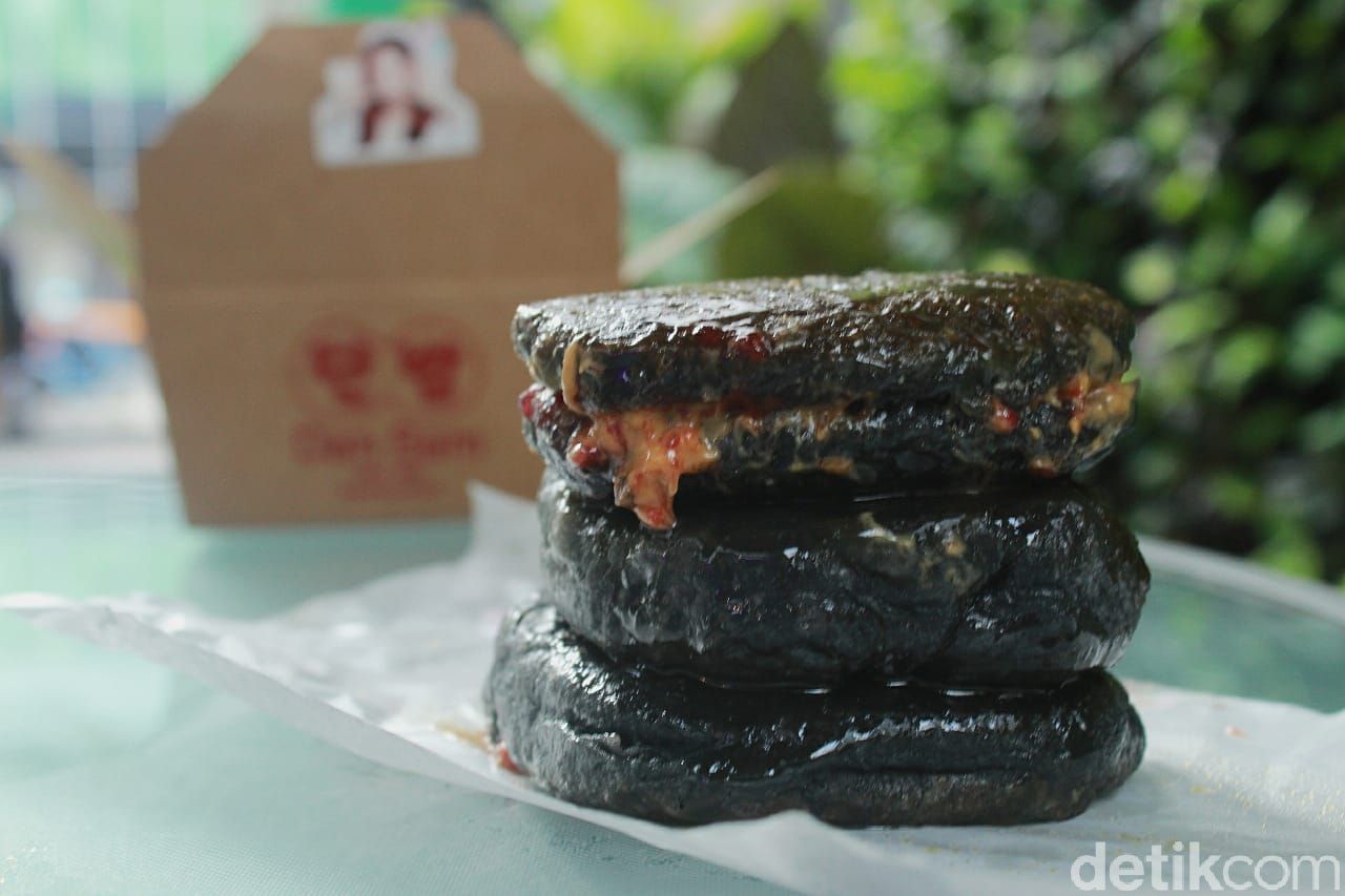 Dan Bam: Enak! Hotteok, Pancake Korea dengan Isian Brown Sugar dan Keju